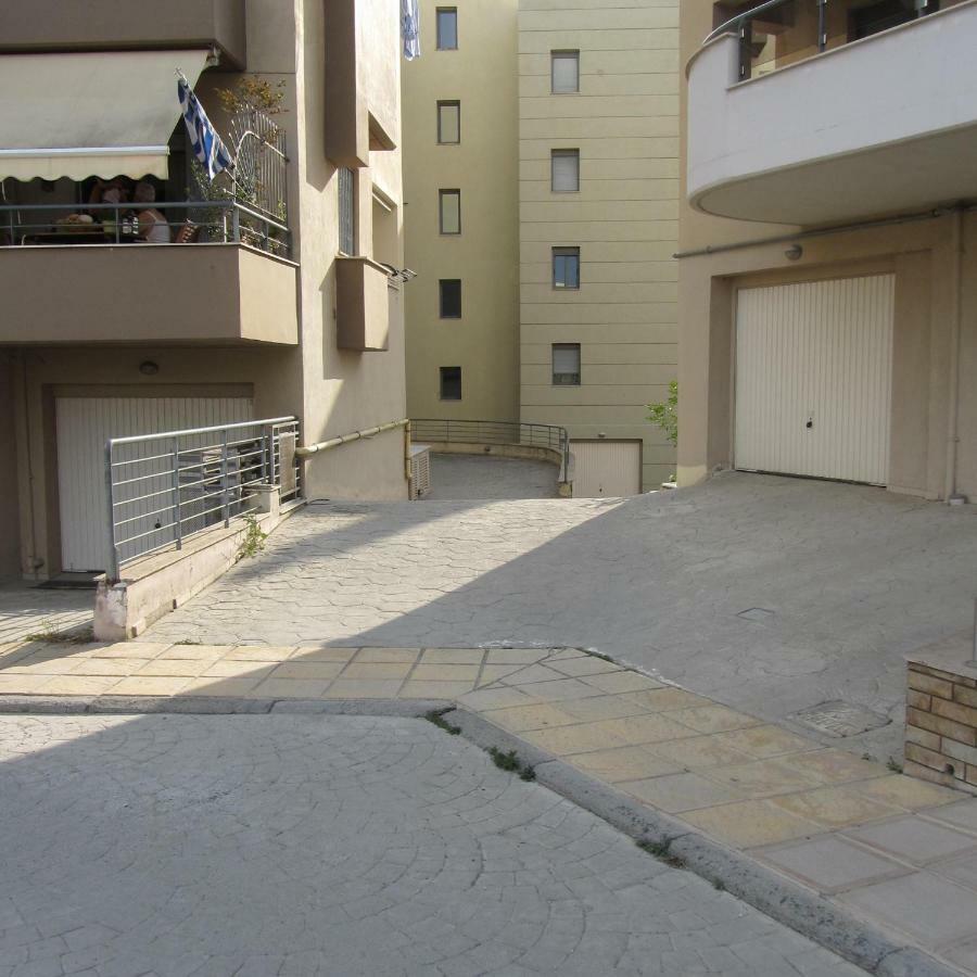 Deluxe Boutique Suite , Jacuzzi, Private Parking, Fireplace سالونيك المظهر الخارجي الصورة